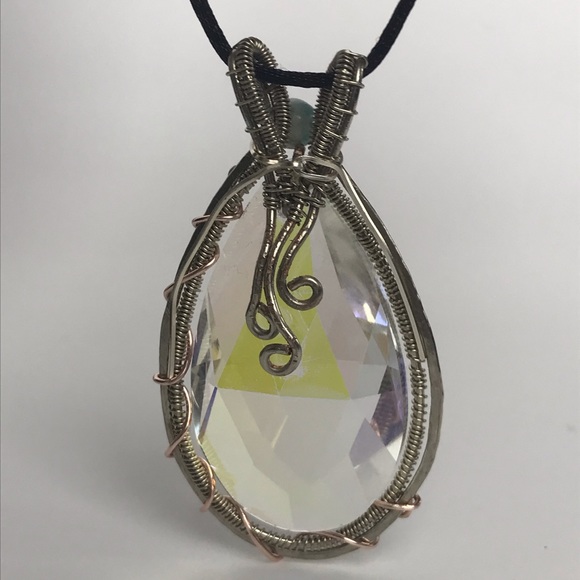 Silver Plated Wire Wrapped Chunky Crystal Pendant - Picture 4 of 6